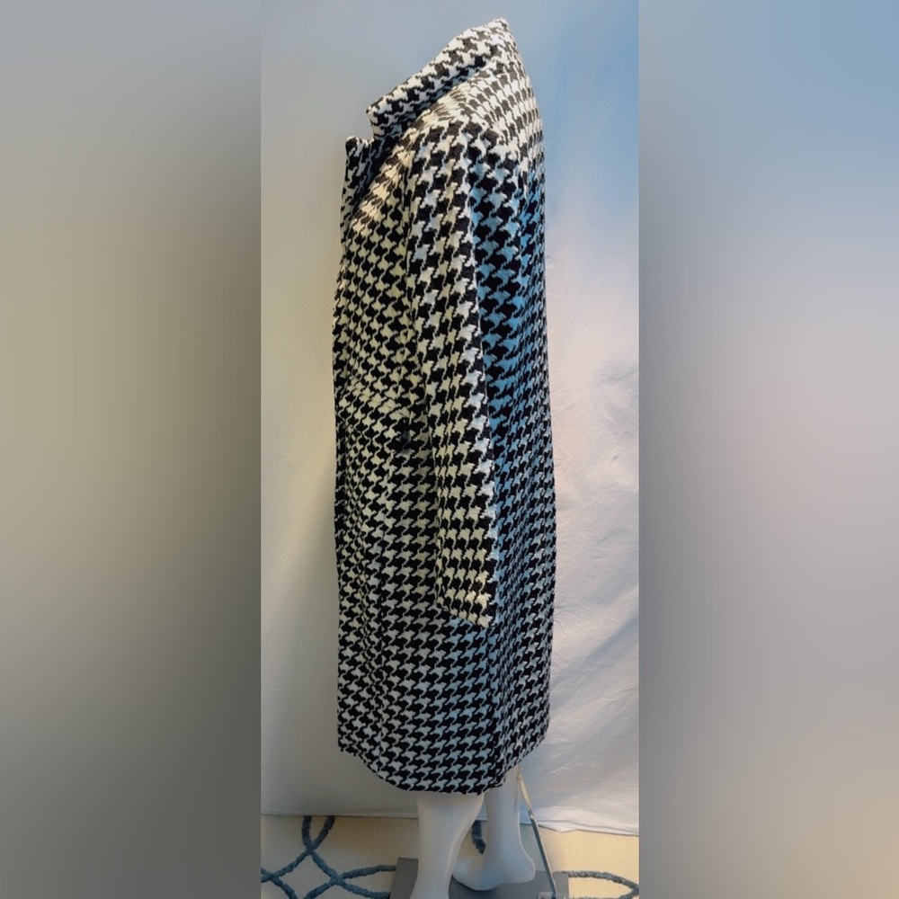 Chic Houndstooth Pea Coat - Picture 5 of 12